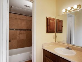 708 Graham PL 205, Austin TX 78705