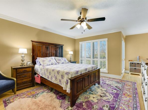 118 World Of Tennis SQ, Lakeway TX 78738