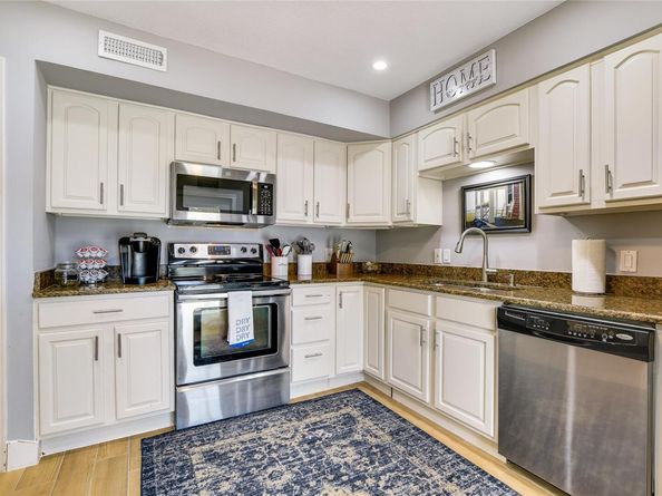 118 World Of Tennis SQ, Lakeway TX 78738