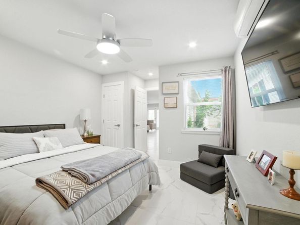 3308 Bengston ST, Austin TX 78702