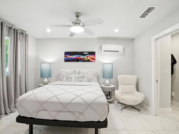 3308 Bengston ST, Austin TX 78702