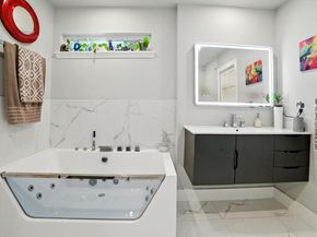 3308 Bengston ST, Austin TX 78702