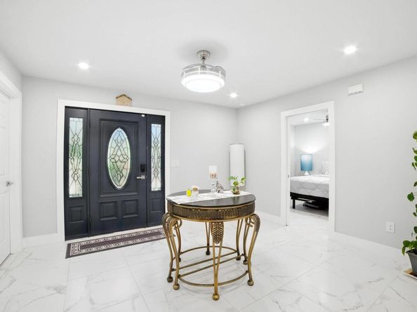 3308 Bengston ST, Austin TX 78702