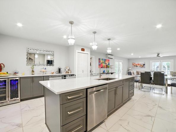 3308 Bengston ST, Austin TX 78702