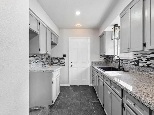 7000 Carwill DR, Austin TX 78724
