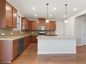 6704 Ondantra BND, Austin TX 78744