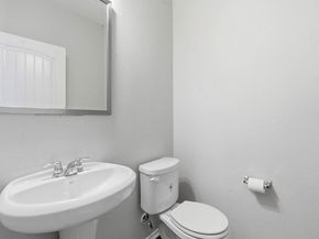 6704 Ondantra BND, Austin TX 78744