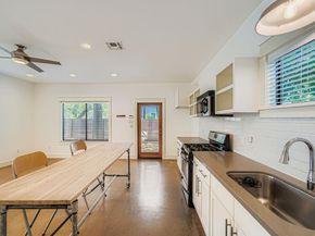 1800 E 14th ST, Austin TX 78702
