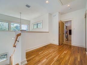 1800 E 14th ST, Austin TX 78702
