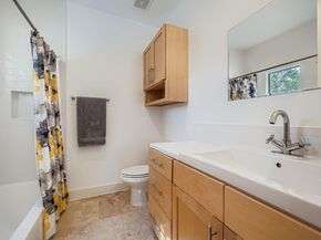1800 E 14th ST, Austin TX 78702