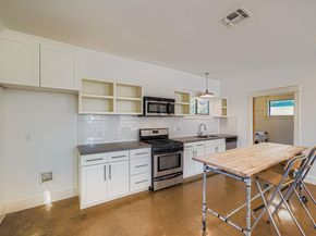 1800 E 14th ST, Austin TX 78702