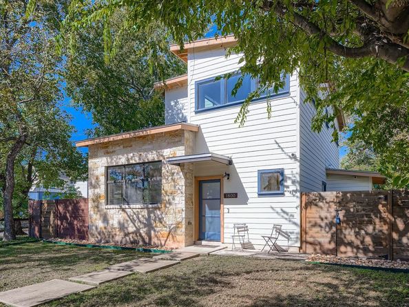 1800 E 14th ST, Austin TX 78702