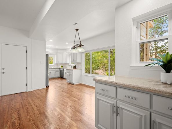 4906 Bob Cat, Austin TX 78731
