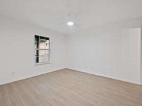 3204 Menchaca RD 212, Austin TX 78704