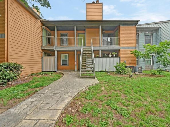 3204 Menchaca RD 212, Austin TX 78704