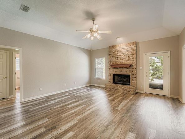 100 Susana DR, Georgetown TX 78628