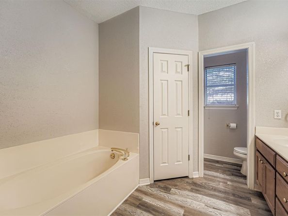 100 Susana DR, Georgetown TX 78628