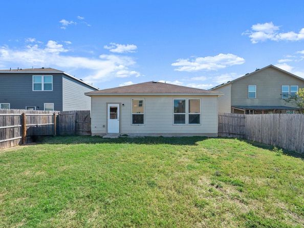 5704 Levenwood LN, Austin TX 78724