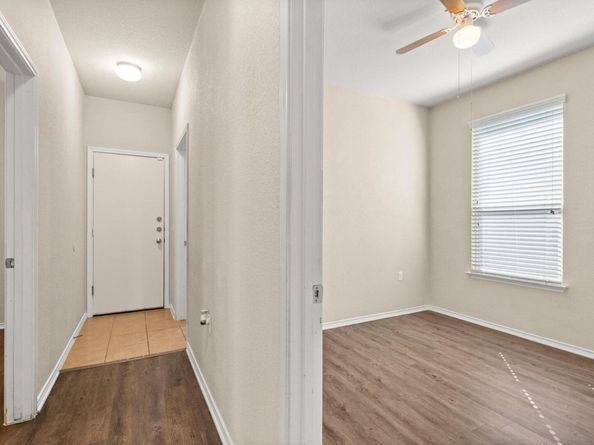 5704 Levenwood LN, Austin TX 78724