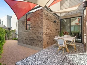 2524 Doc Reeves ST, Austin TX 78723