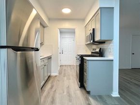 2306 Barton Village CIR, Austin TX 78704