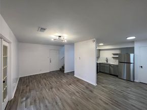 2306 Barton Village CIR, Austin TX 78704