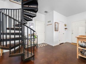 1610 Willow ST, Austin TX 78702