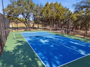 17700 Edgewood WAY 101, Jonestown TX 78645