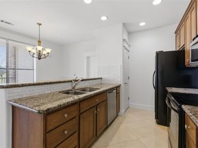 17700 Edgewood WAY 101, Jonestown TX 78645