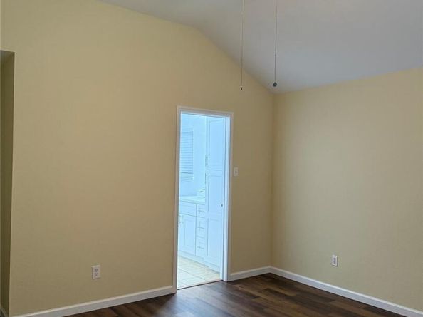 7209 Oak Meadow DR, Austin TX 78736