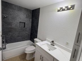 7209 Oak Meadow DR, Austin TX 78736