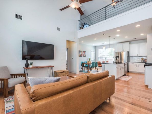 2315 Capulet ST, Austin TX 78741