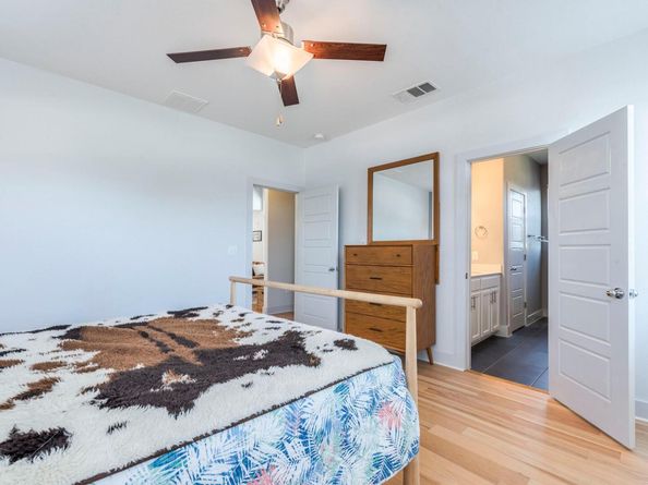 2315 Capulet ST, Austin TX 78741