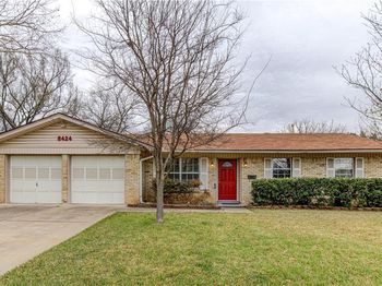 8424 Jamestown DR