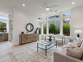 900 S 2nd ST 21, Austin TX 78704