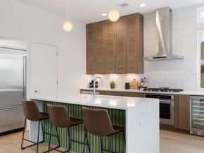 900 S 2nd ST 21, Austin TX 78704