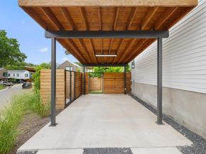 900 S 2nd ST 21, Austin TX 78704