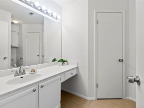 8411 Bargamin DR, Austin TX 78736