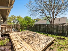 8411 Bargamin DR, Austin TX 78736