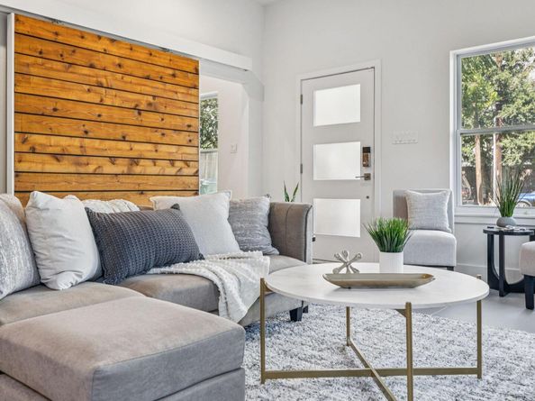 1702 Miriam Ave, Austin TX 78702