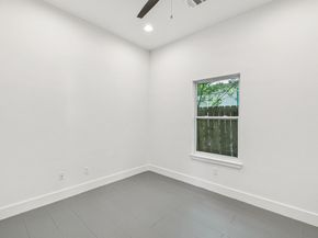 1702 Miriam Ave, Austin TX 78702