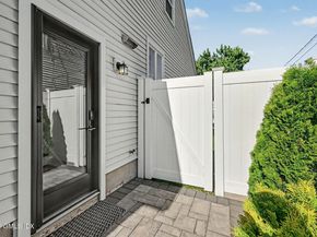 158 Courtland Hill Street, Stamford CT 06906
