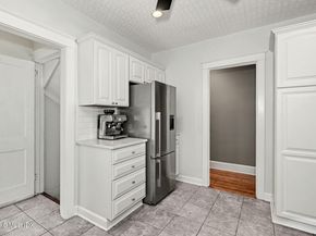 158 Courtland Hill Street, Stamford CT 06906