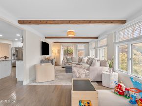 260 Weeping Willow Lane, Fairfield CT 06825