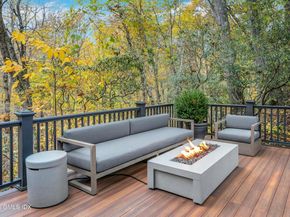 41 Stone Brook Lane, Cos Cob CT 06807