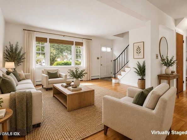 32 Hollow Wood Lane, Greenwich CT 06831