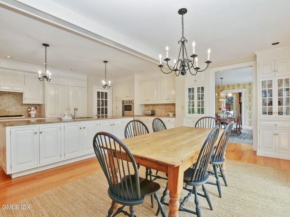 19 Skymeadow Drive, Stamford CT 06903