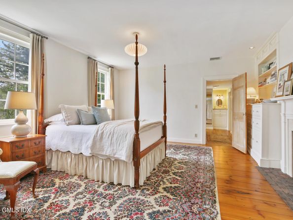 19 Skymeadow Drive, Stamford CT 06903