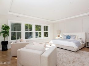 6 Dorchester Lane, Riverside CT 06878