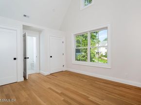 6 Dorchester Lane, Riverside CT 06878